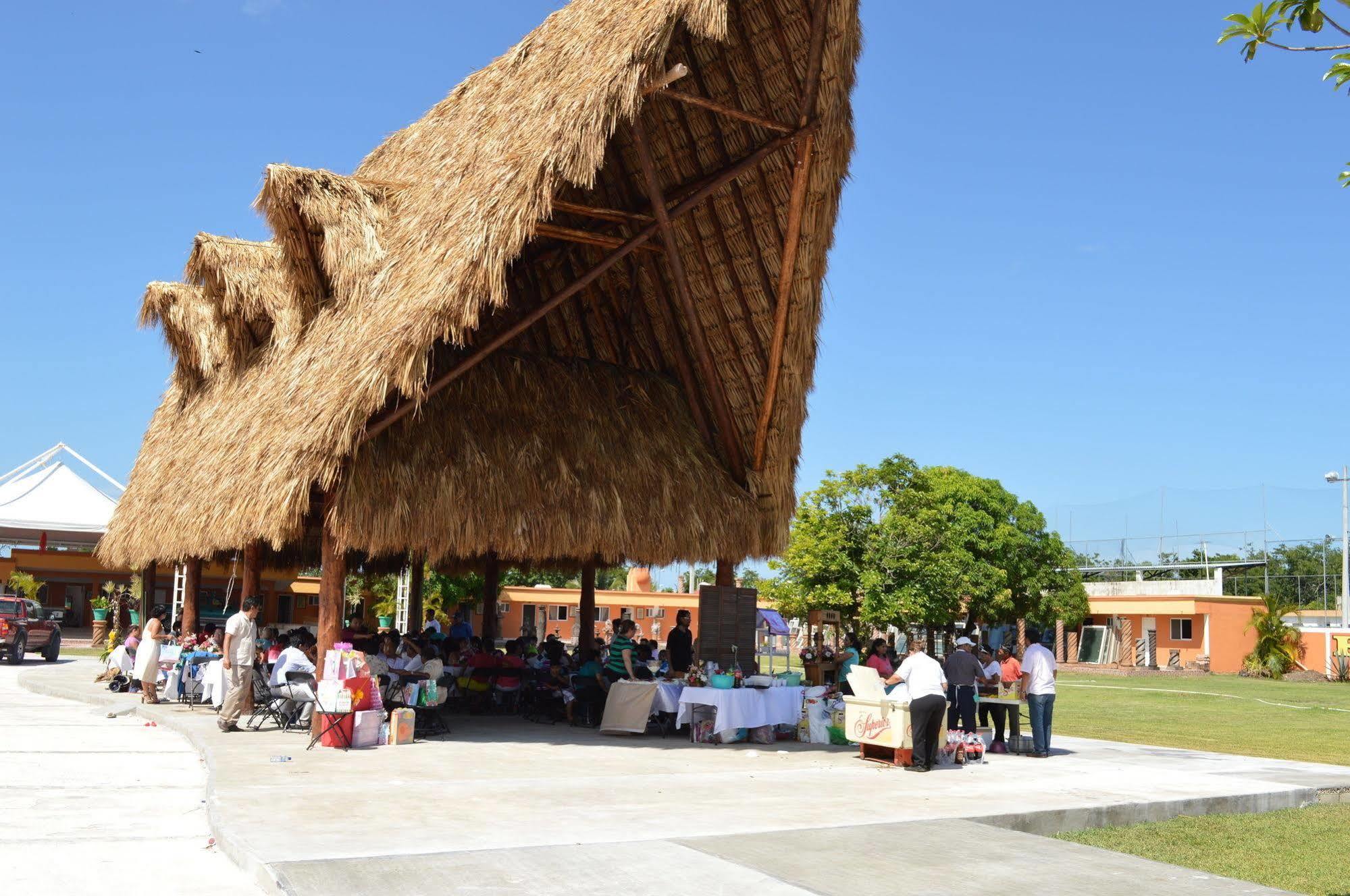 Hotel Hacienda Ixtlan كوزوميل المظهر الخارجي الصورة