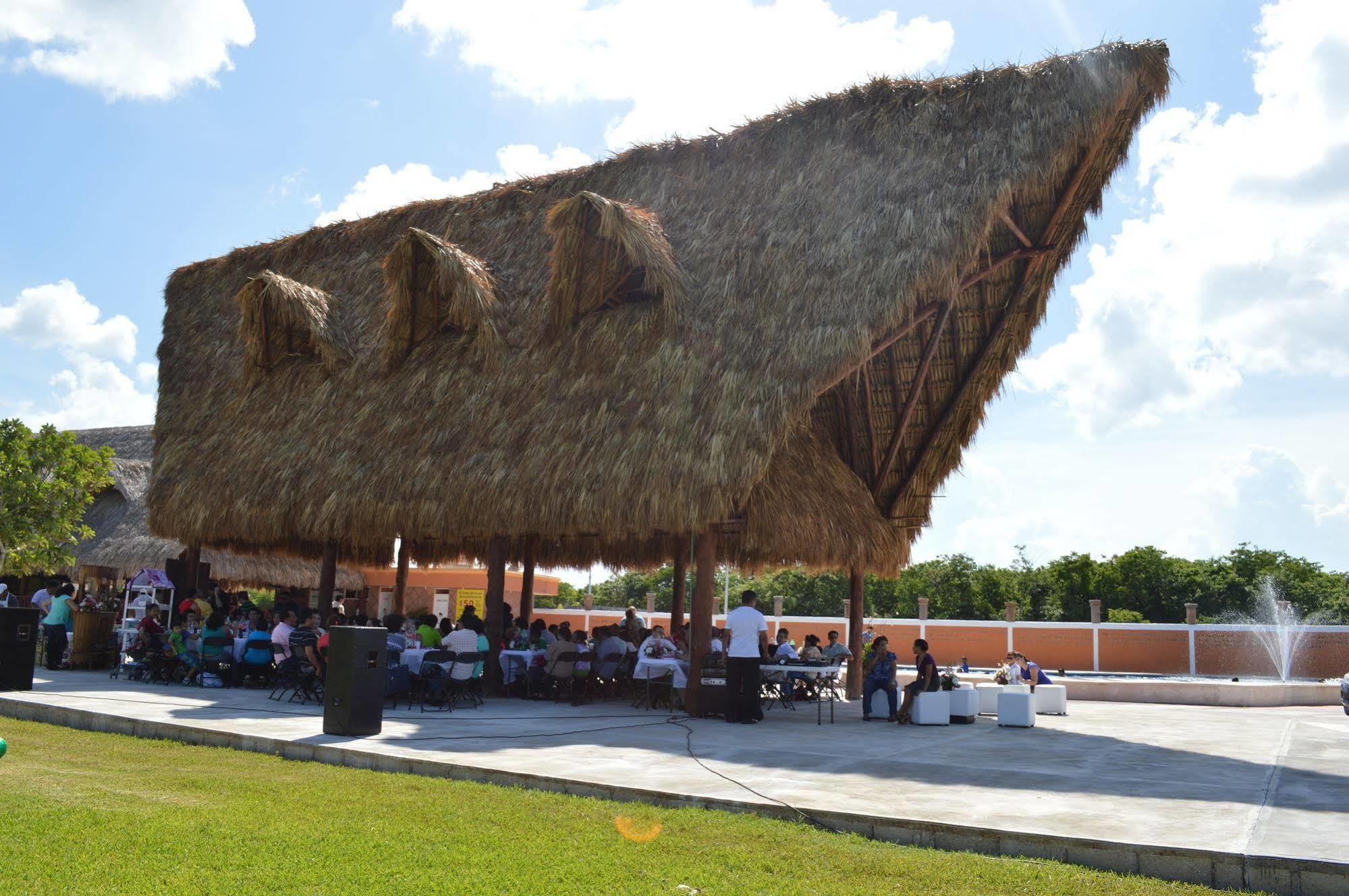 Hotel Hacienda Ixtlan كوزوميل المظهر الخارجي الصورة