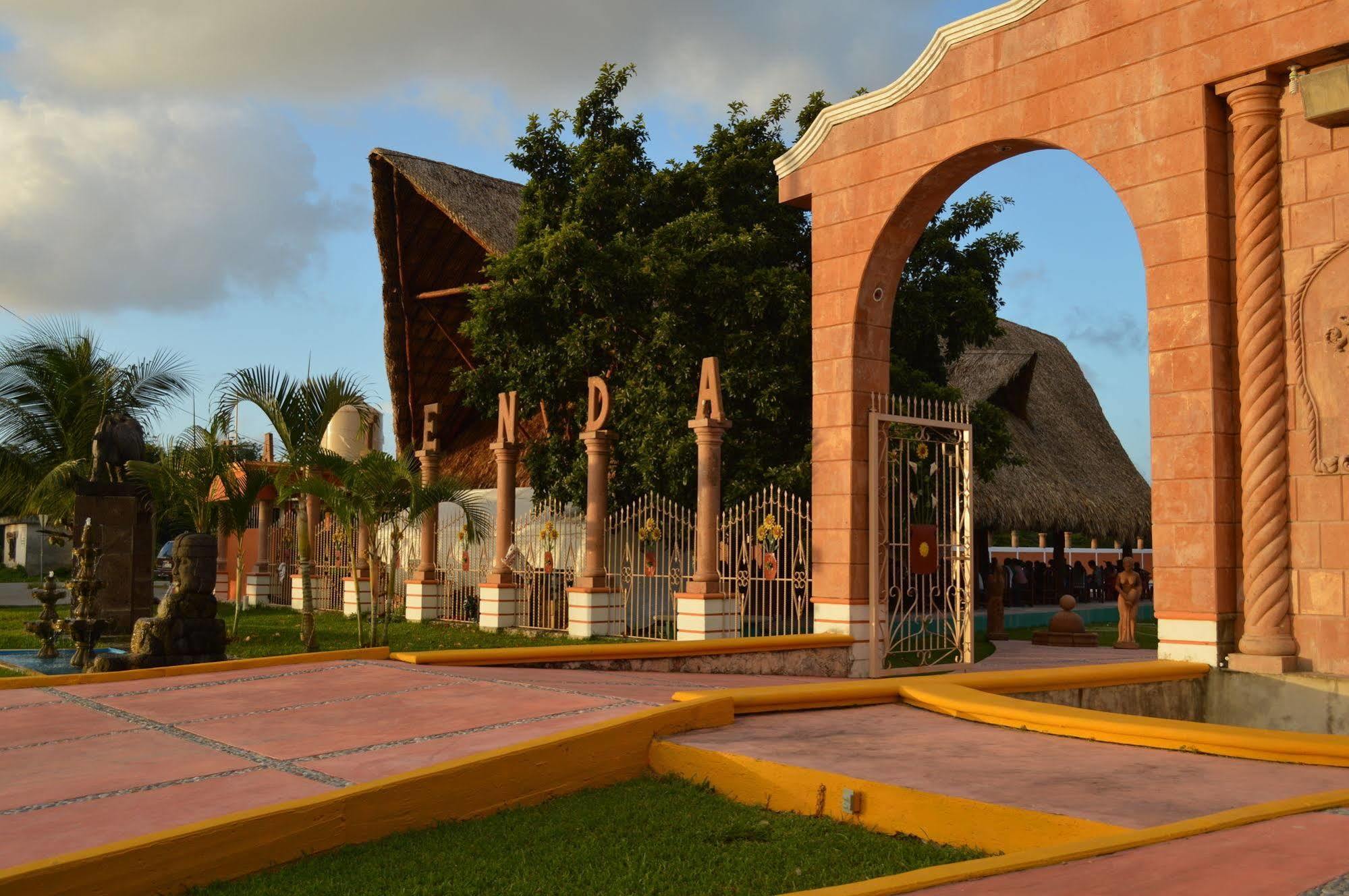 Hotel Hacienda Ixtlan كوزوميل المظهر الخارجي الصورة